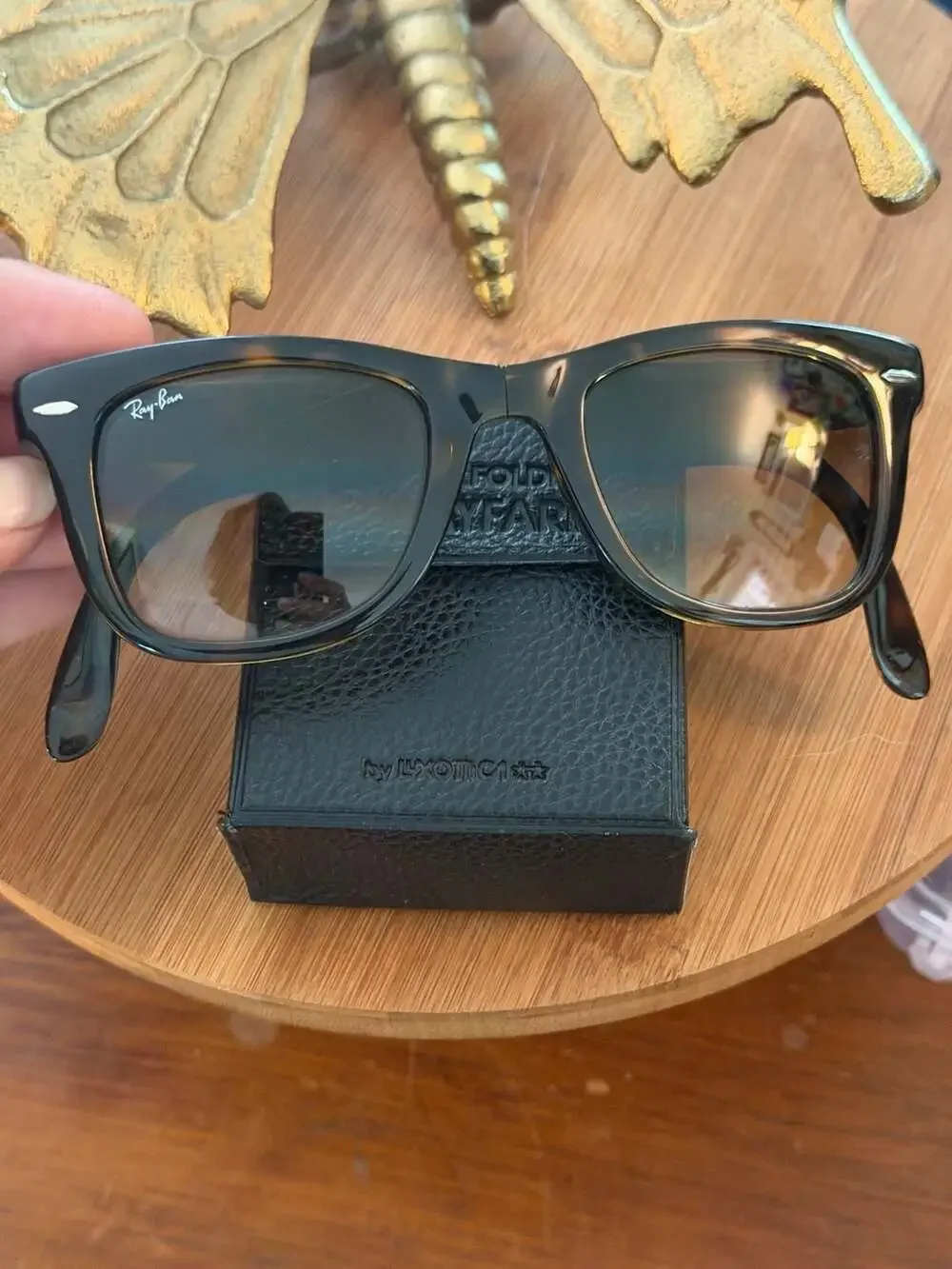 Ray-Ban #foldingwayfarer design
